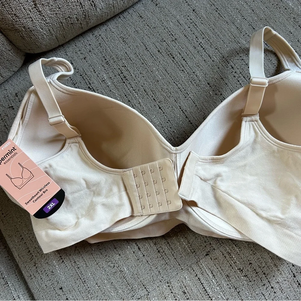 Shapermint Sweetheart Wireless Contour Bra - Picture 2 of 5